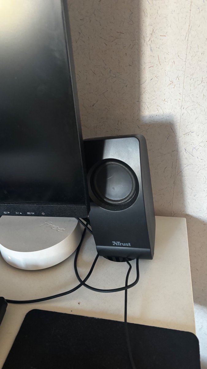 Vend pc gamer avec accessoires — photo 2