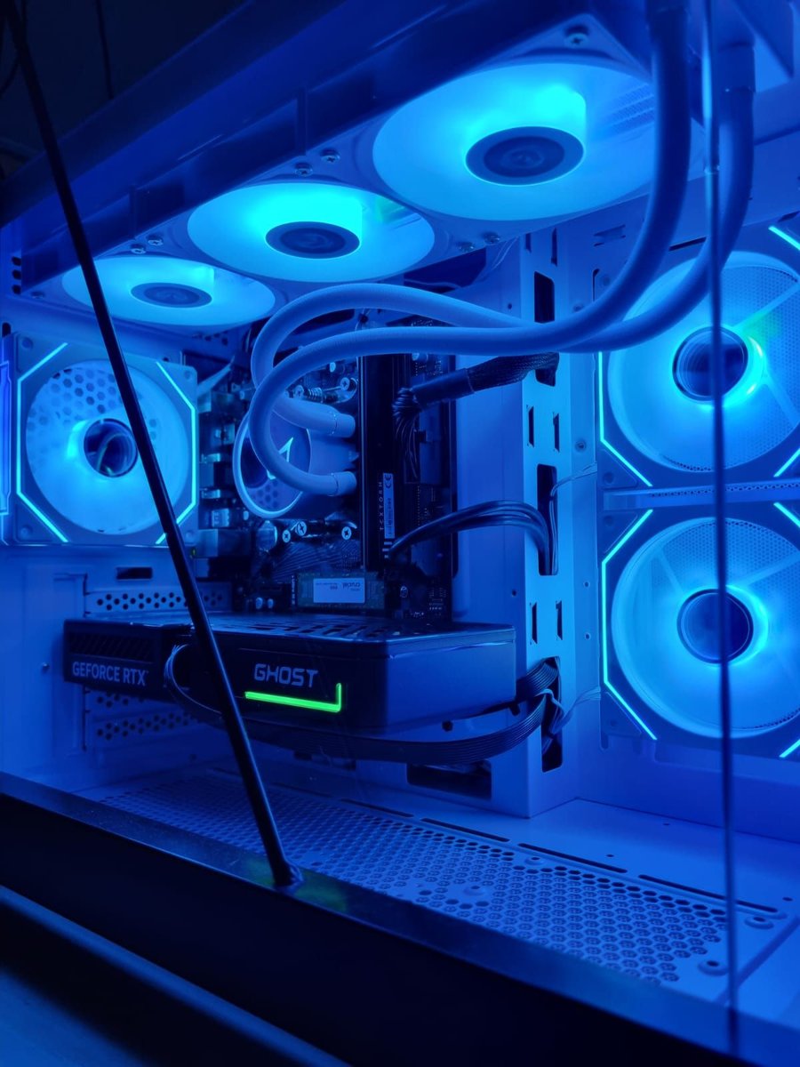 Pc gamer - RTX 5060 Blanc